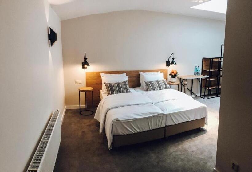 Bed and Breakfast Poznańska19