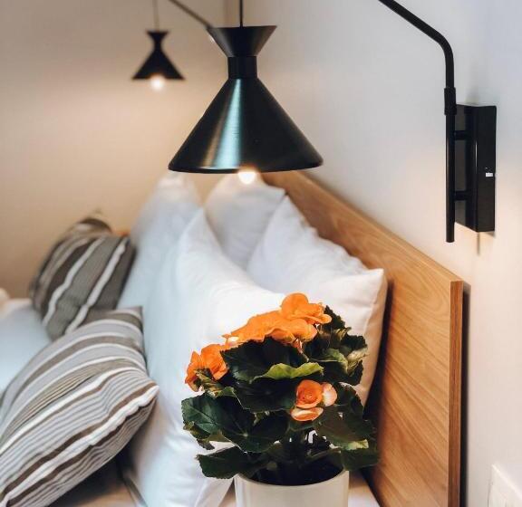 Bed and Breakfast Poznańska19