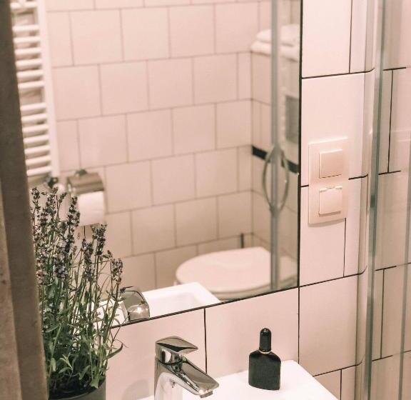 Bed and Breakfast Poznańska19