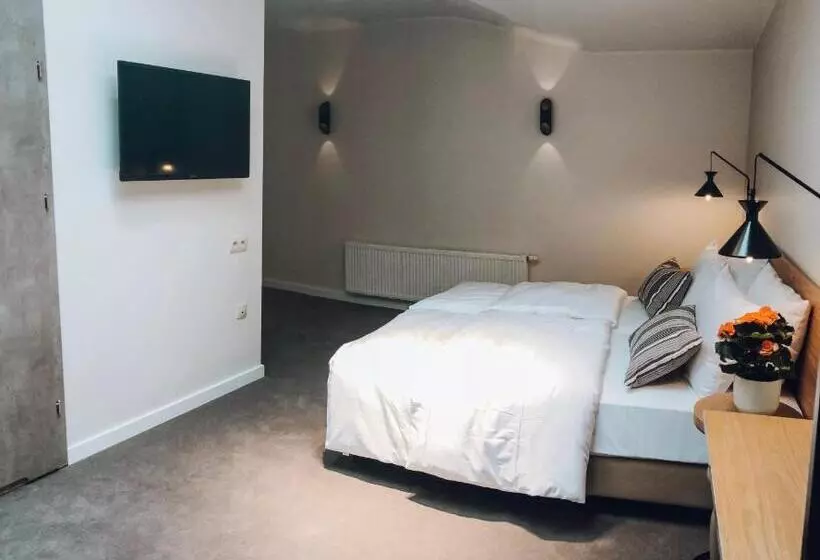 ベッドアンドブレックファースト Poznańska19