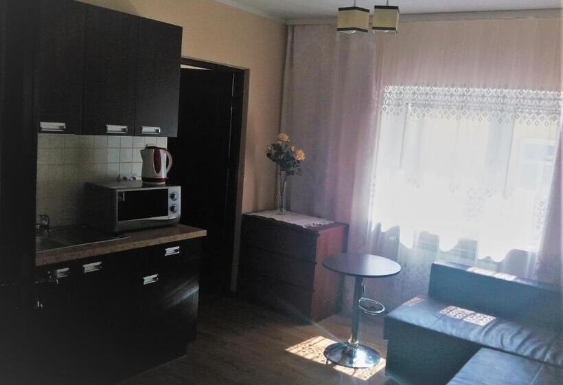 ベッドアンドブレックファースト Skarpa