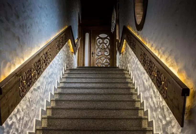 Aamiaismajoitus (B&B) Wypoczynek U Hajnosa