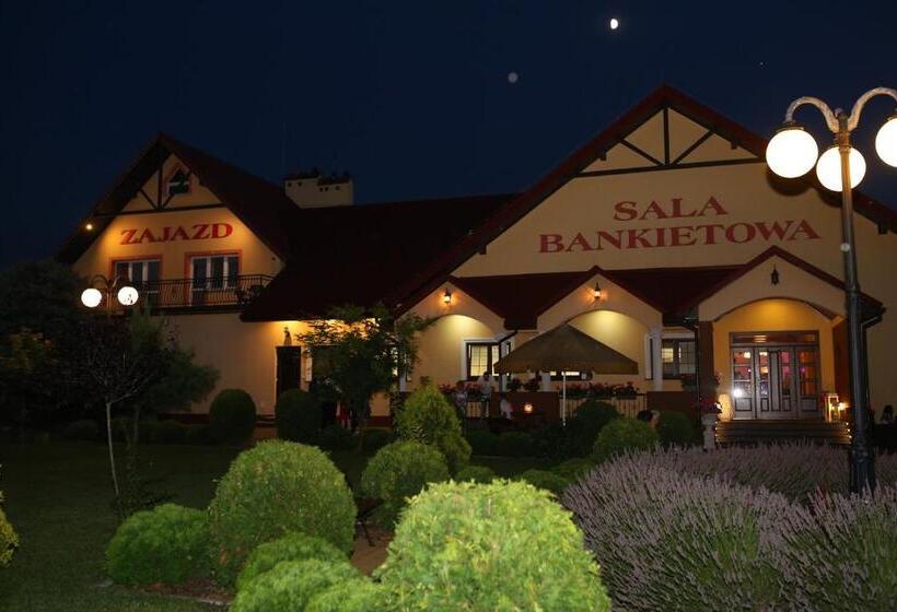 ホテル Zajazd Nad Sanem