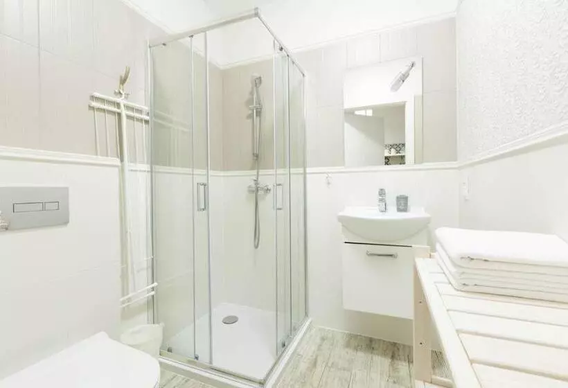 پانسیون Apartementy   Weranda   Z Ogrodem W Centrum