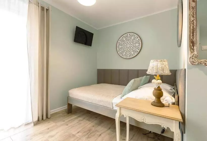 پانسیون Apartementy   Weranda   Z Ogrodem W Centrum
