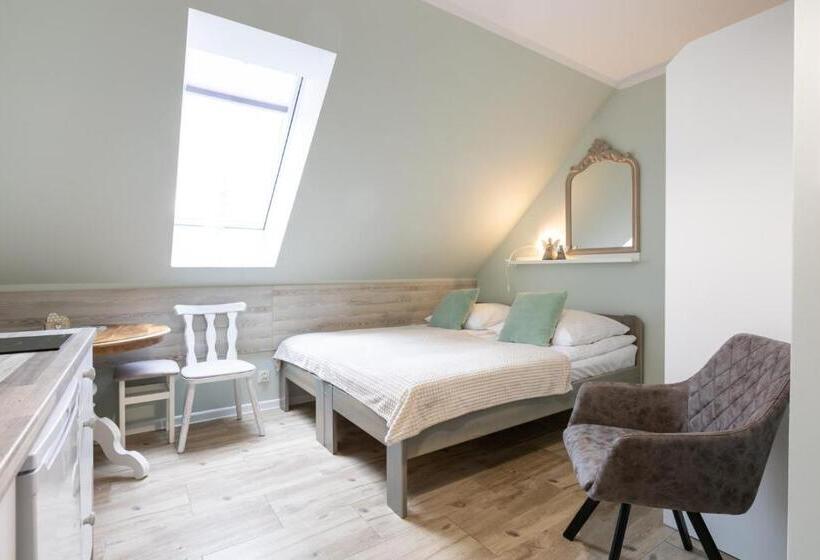 پانسیون Apartementy Weranda Z Ogrodem W Centrum