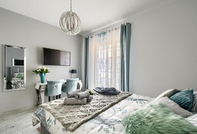 Aparthotel Pawia Deluxe