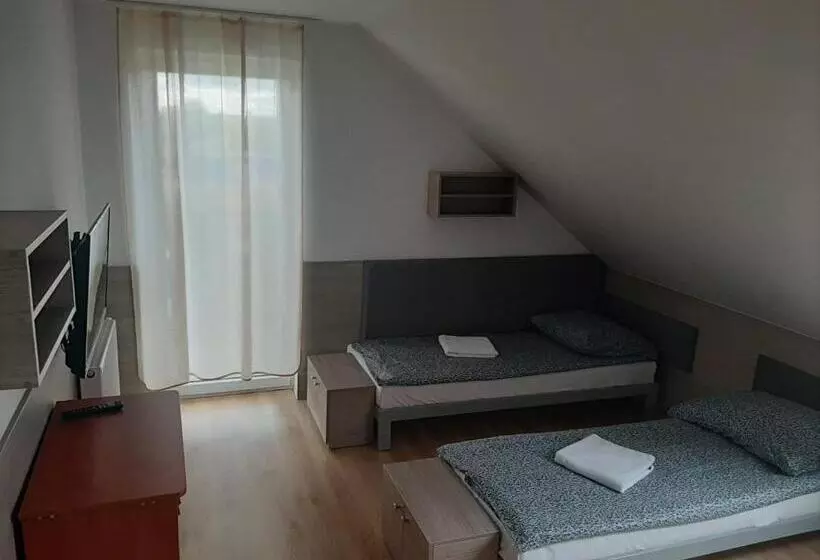 Aamiaismajoitus (B&B) Tasarz Spa Ośrodek Wczasowy