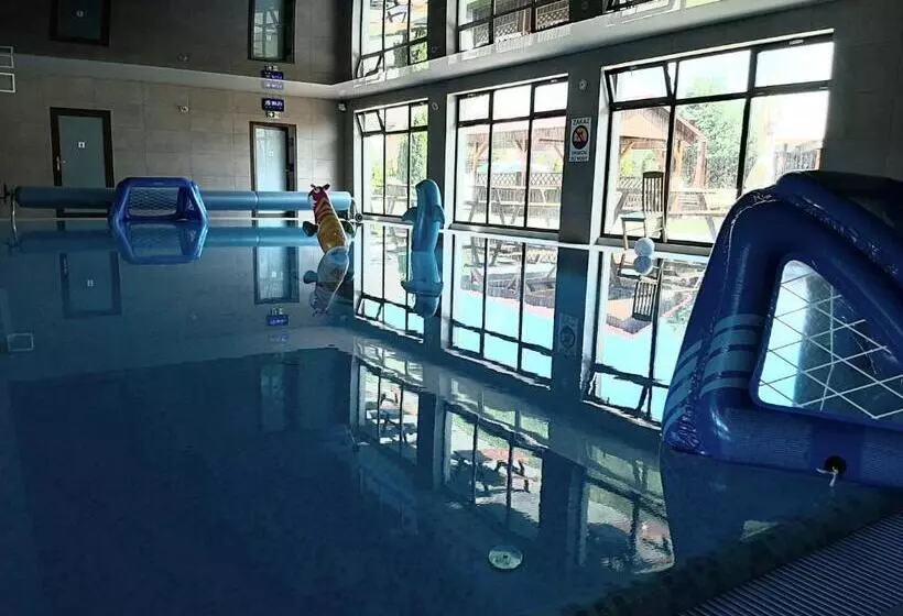 Aamiaismajoitus (B&B) Tasarz Spa Ośrodek Wczasowy