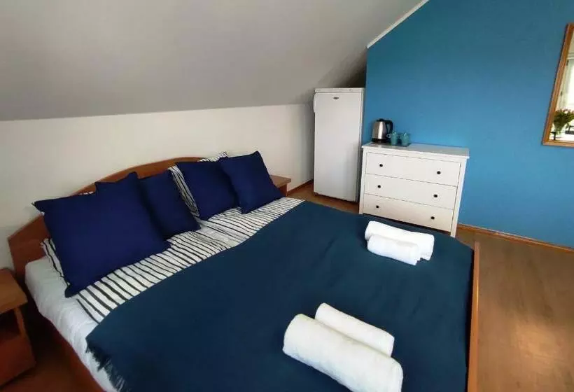 Aamiaismajoitus (B&B) Willa Mewa