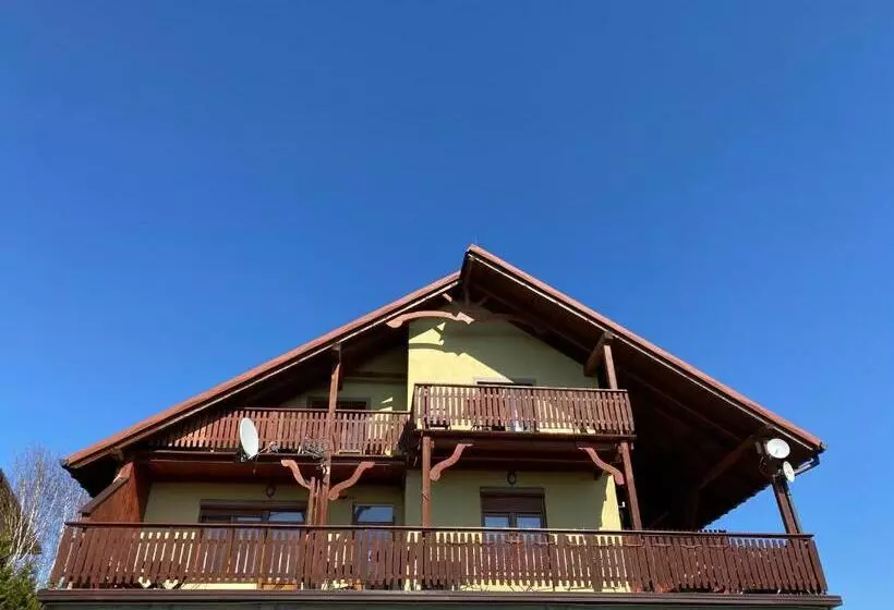 Aamiaismajoitus (B&B) Zajazd Izabela