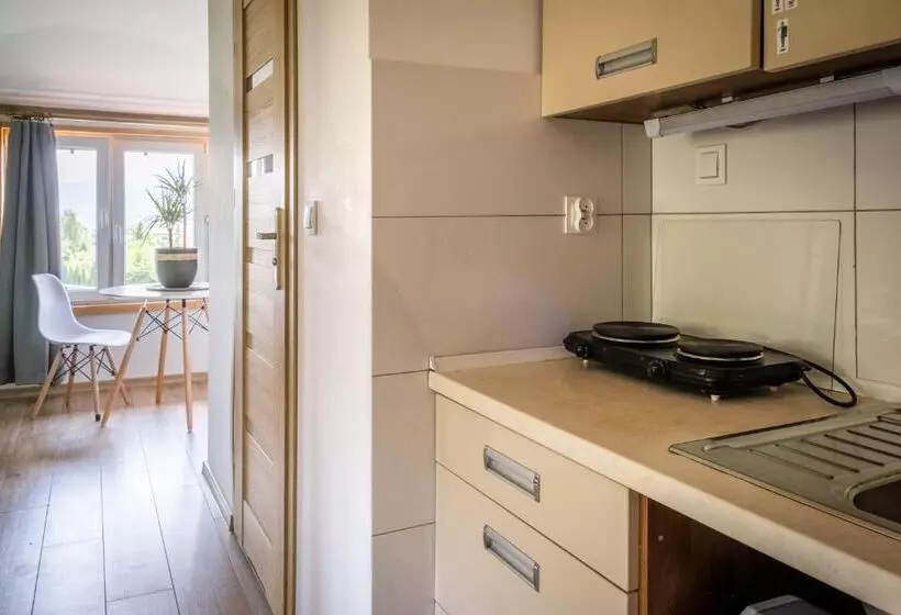 Aamiaismajoitus (B&B) Zajazd Izabela