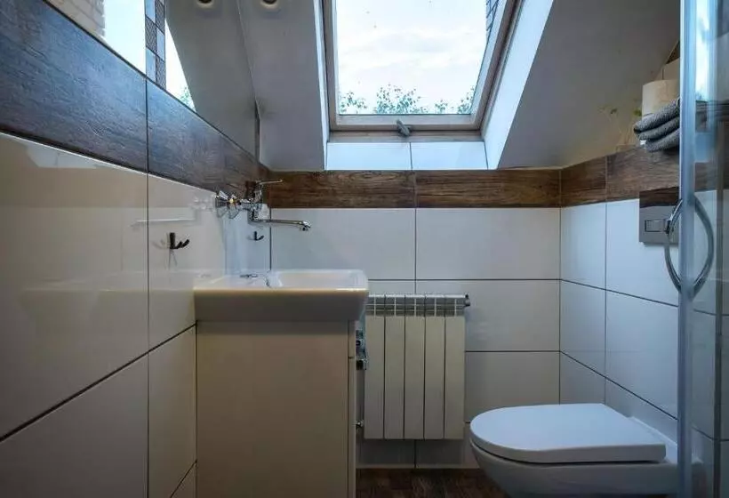 Aamiaismajoitus (B&B) Zajazd Izabela