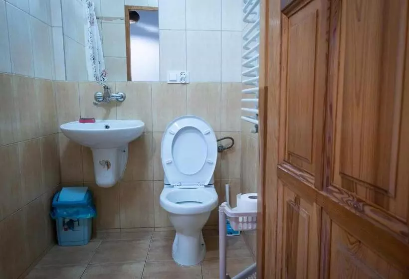 Aamiaismajoitus (B&B) Zajazd Izabela