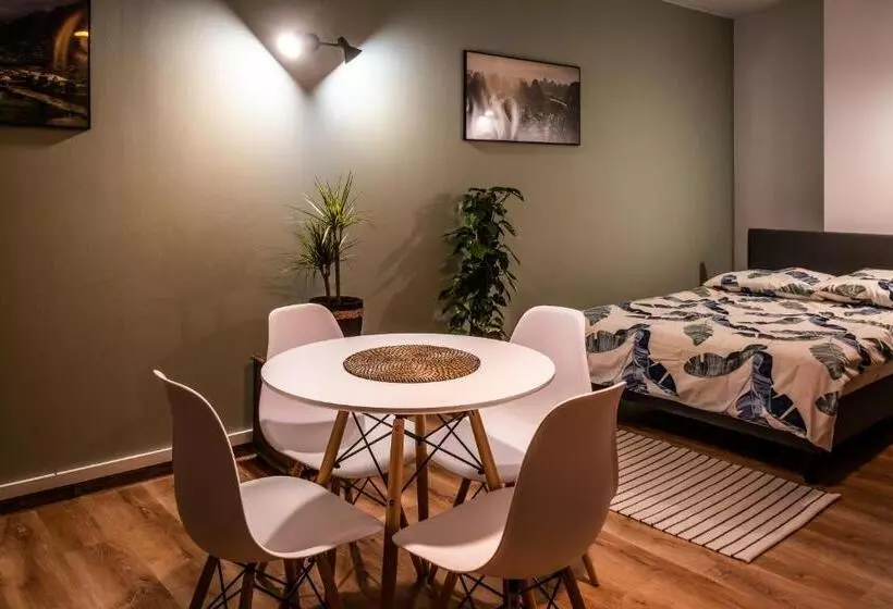 Aamiaismajoitus (B&B) Zajazd Izabela