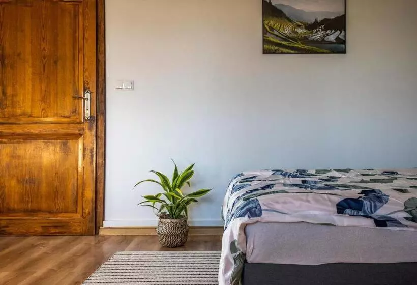 Aamiaismajoitus (B&B) Zajazd Izabela