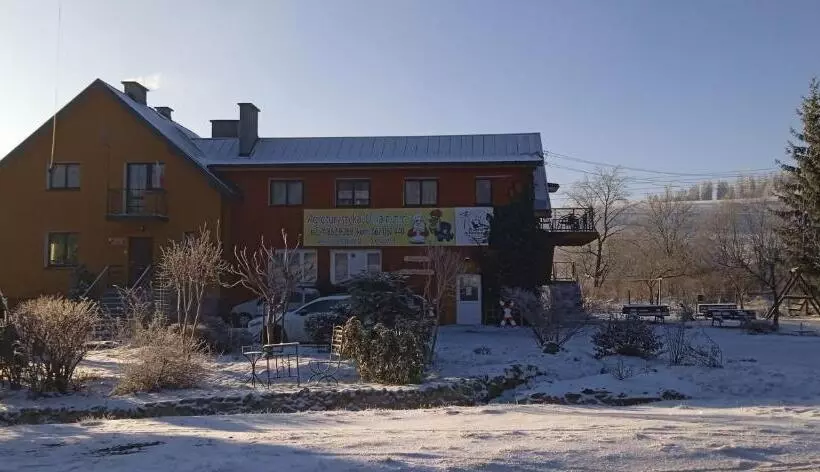 ホテル Agroturystyka U Baltazara