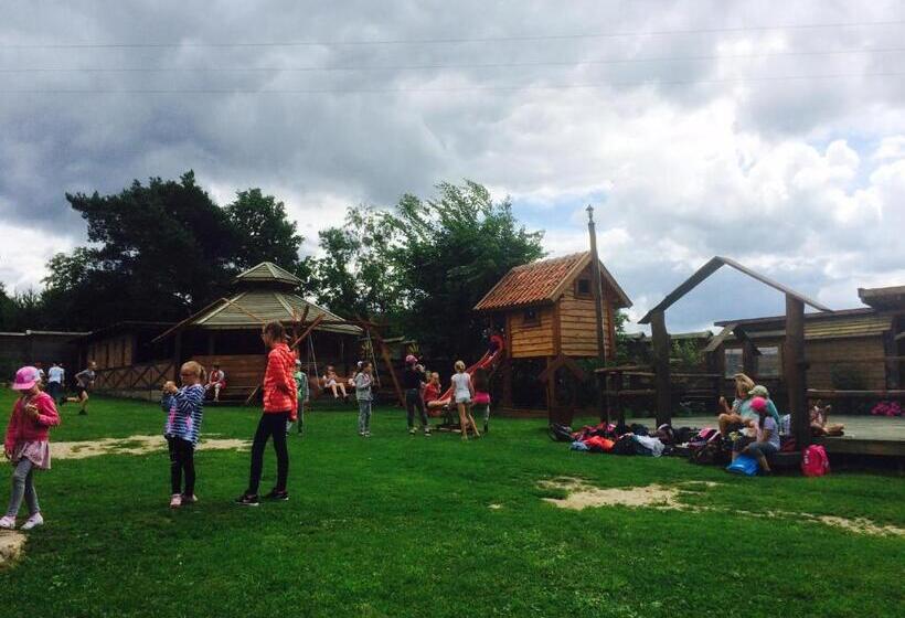 Отель Ranczo W Dolinie