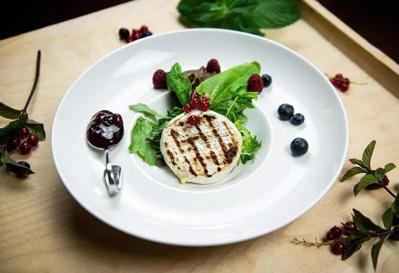 Hotelli Restauracja Retro