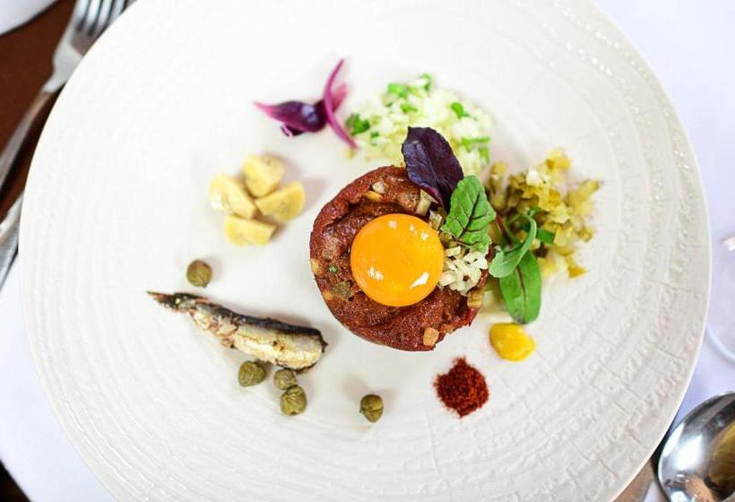 فندق Restauracja Retro