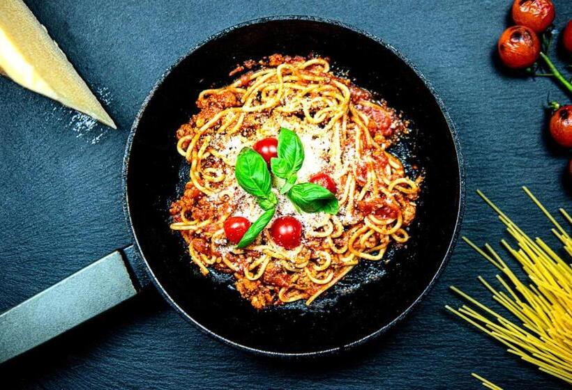 فندق Restauracja Retro