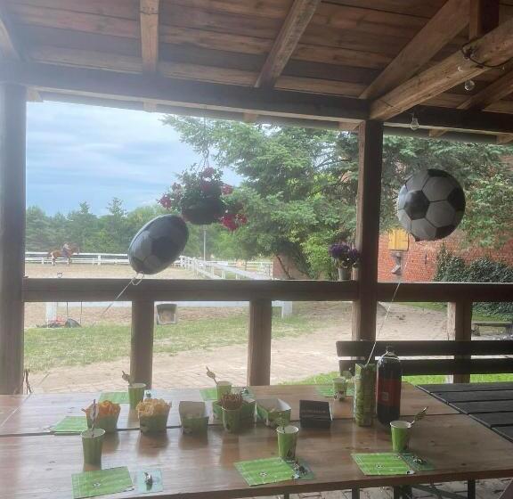 ホテル Stajnia Na Warszawskiej