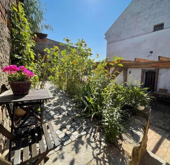 ホテル Stajnia Na Warszawskiej