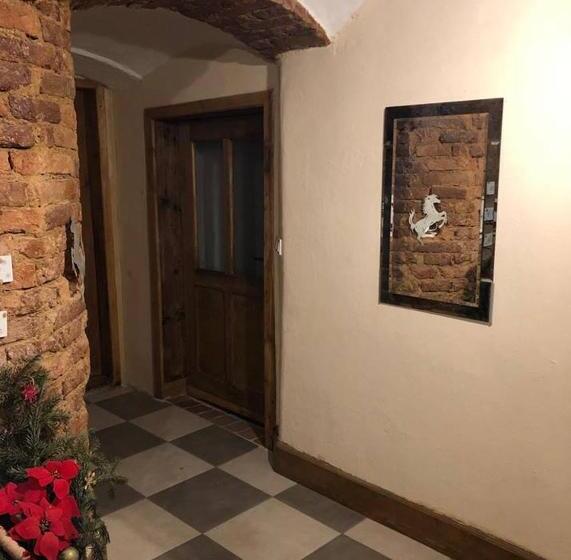 ホテル Stajnia Na Warszawskiej