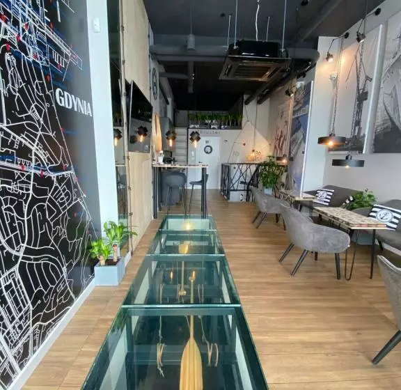 هتل Thruster   Rooms, Kitchen, Chill Out Zone Netflix, Lobby Netflix