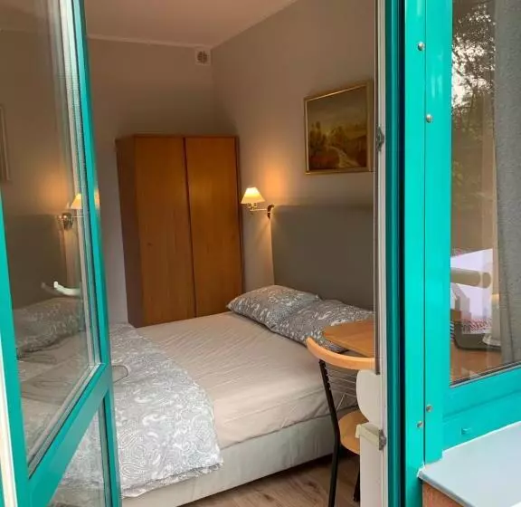 Majatalo Ohana Budget W Juracie