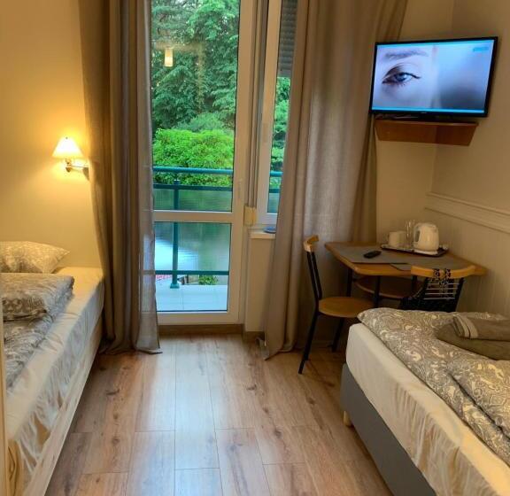 פנסיון Ohana Budget W Juracie