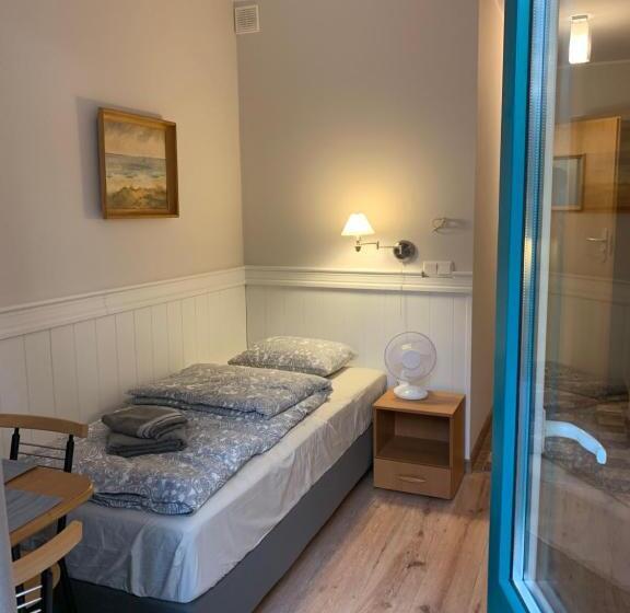 פנסיון Ohana Budget W Juracie