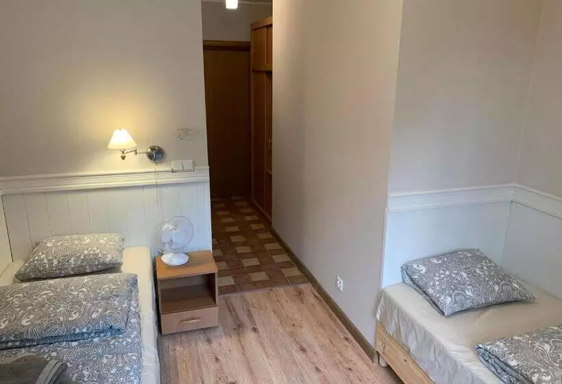 Majatalo Ohana Budget W Juracie