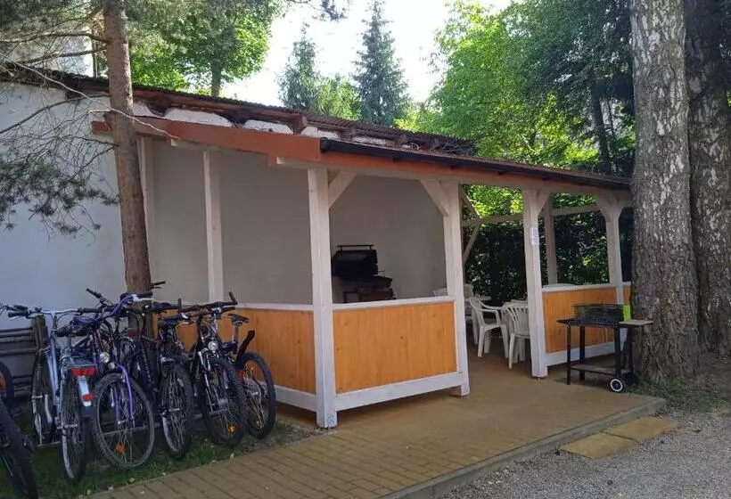 پانسیون Parkowa Rezydencja Hubal