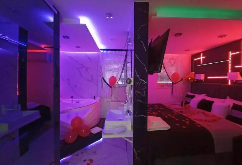 Majatalo Pokoje Hotelowe Nad Zalewem