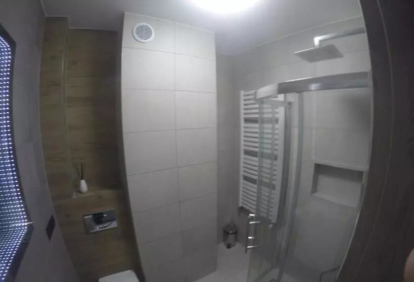 Majatalo Silver Residence