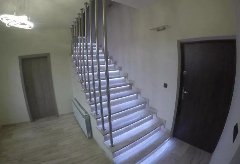 Majatalo Silver Residence