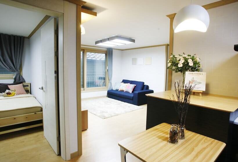 Ostello Lee & No Guesthouse