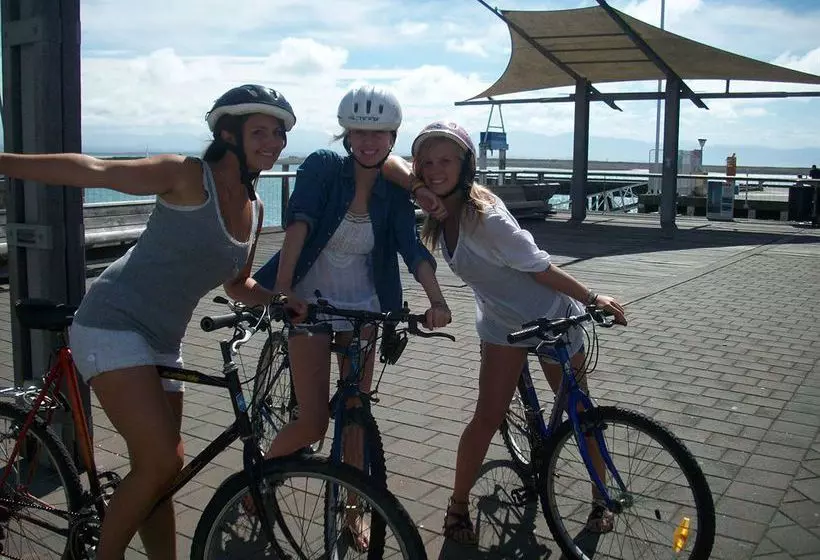 הוסטל The Customhouse