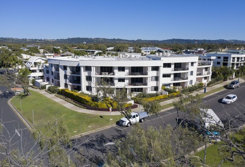 Bay Royal Apartments