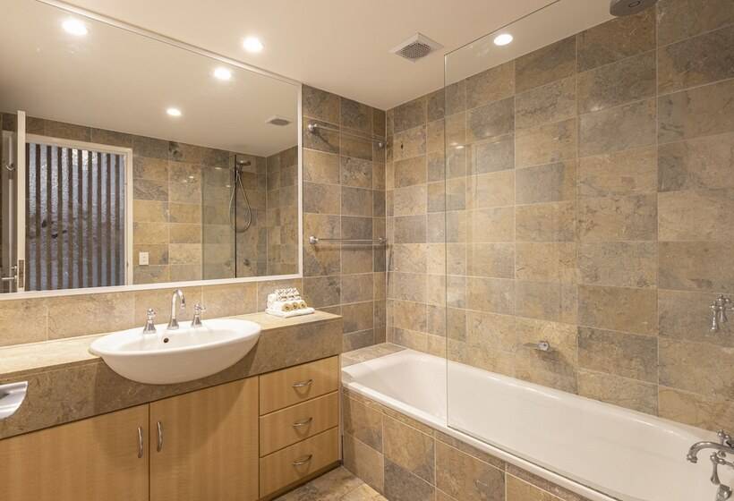 Bay Royal Apartments