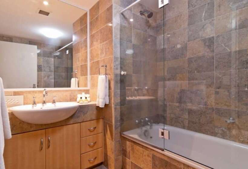 Bay Royal Apartments