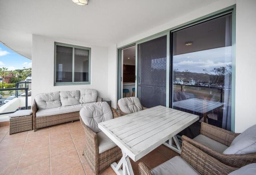 Bay Royal Apartments