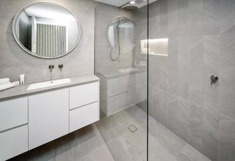 Bay Royal Apartments