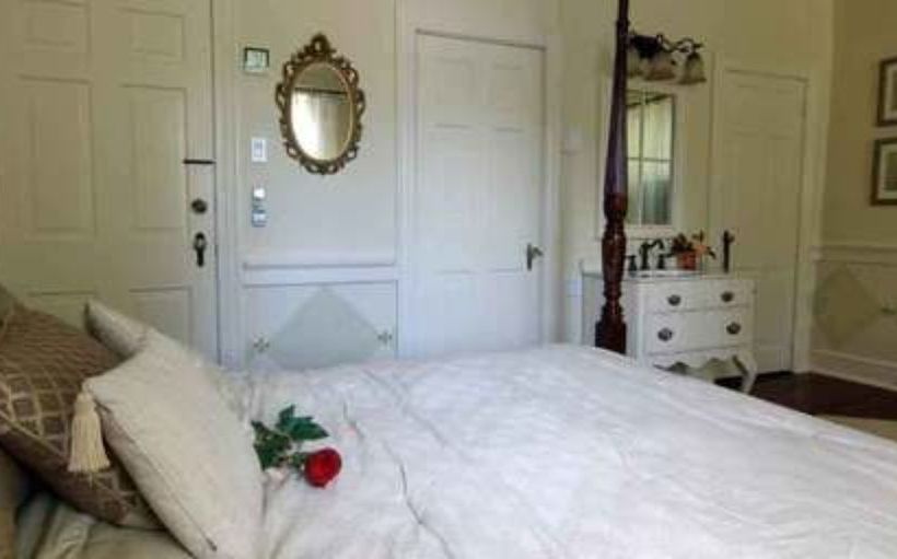 ベッドアンドブレックファースト 1777 Americana Inn