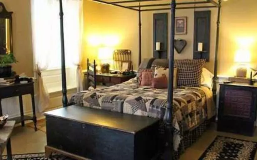 住宿加早餐  1777 Americana Inn