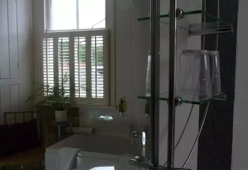 Bed and Breakfast Lake View