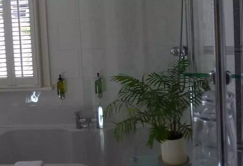 Bed and Breakfast Lake View