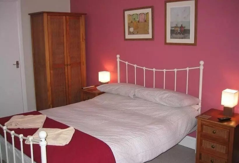 Bed and Breakfast The Beeches