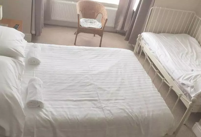 Bed and Breakfast The Beeches